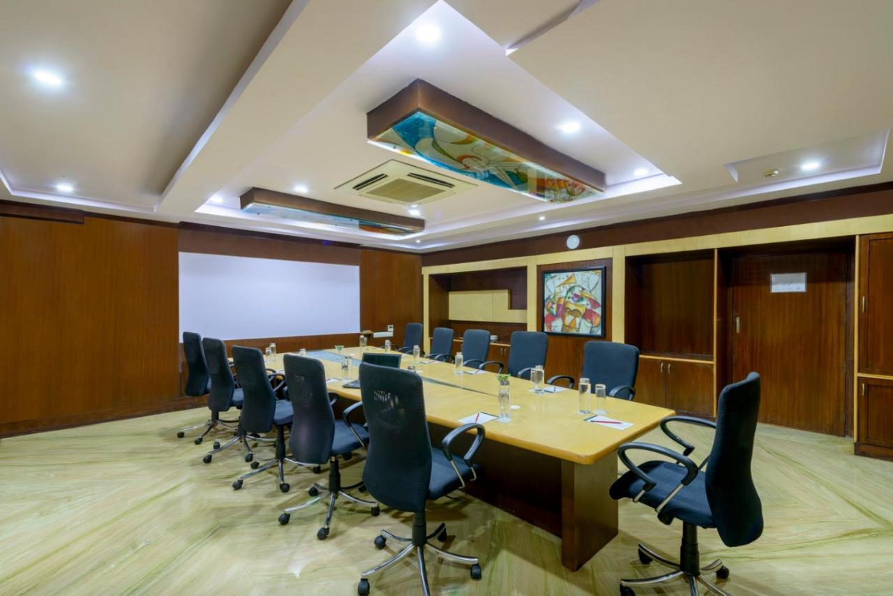 Hotel The Fern Residency - Yeshwanthpur à Bangalore Extérieur photo