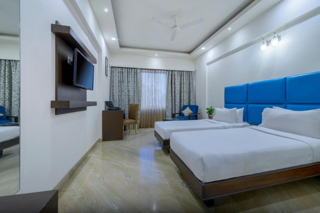 Hotel The Fern Residency - Yeshwanthpur à Bangalore Extérieur photo