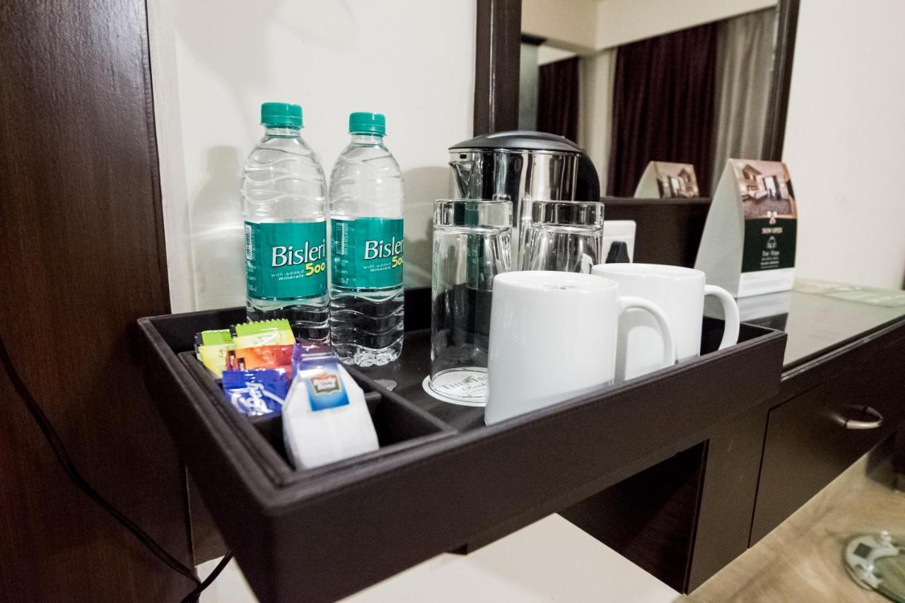 Hotel The Fern Residency - Yeshwanthpur à Bangalore Extérieur photo