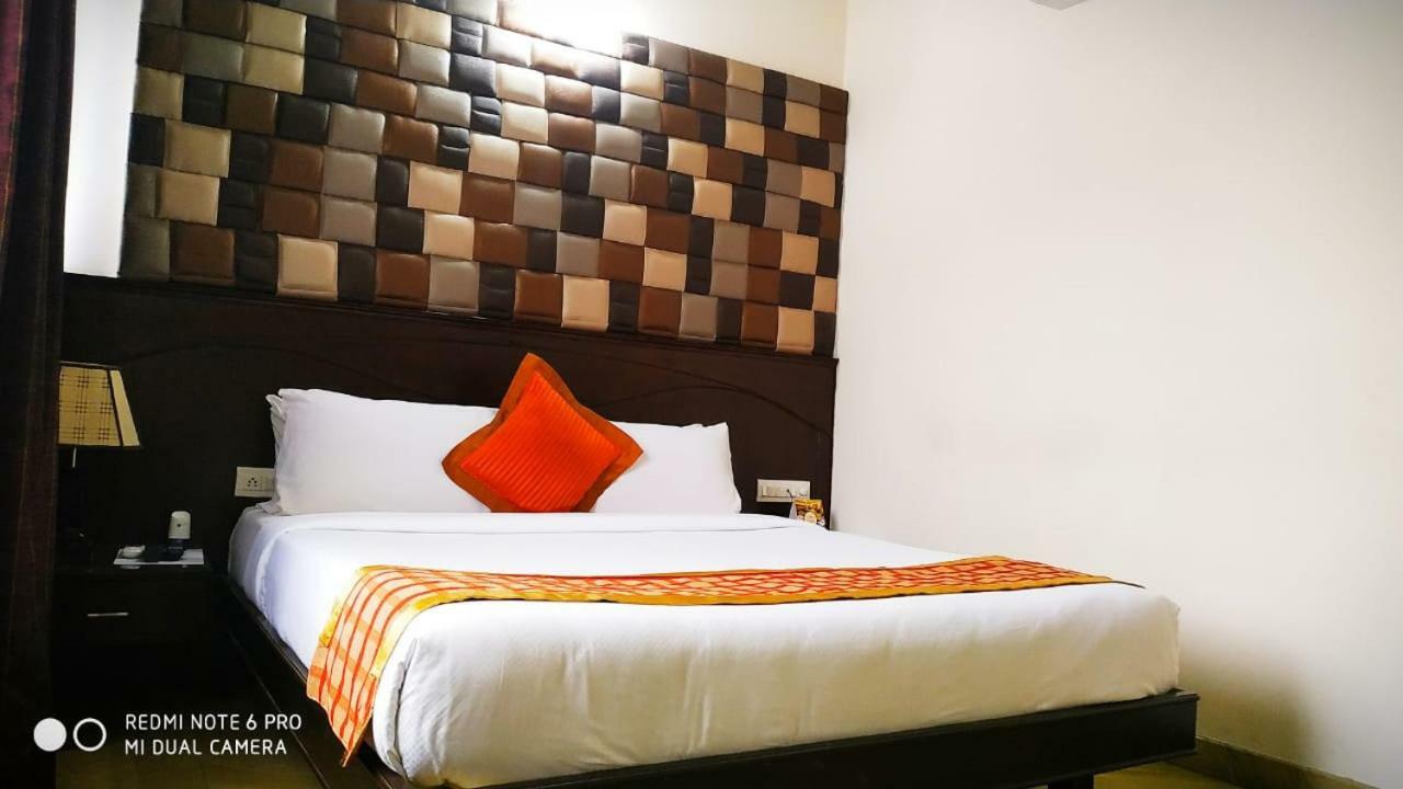 Hotel The Fern Residency - Yeshwanthpur à Bangalore Extérieur photo